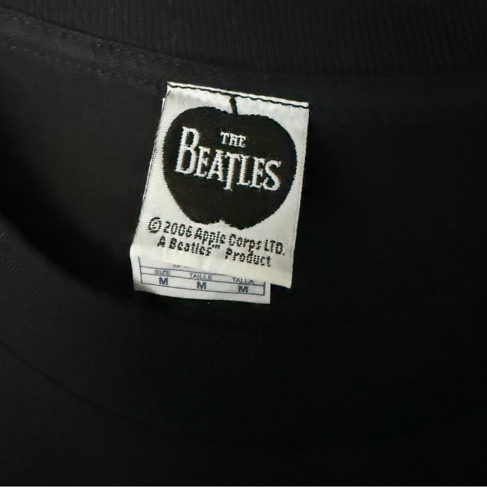 Vintage The Beatles Stg Peppers Lonely Hearts Club  Band Tee Y2K. NWOT - Picture 7 of 8